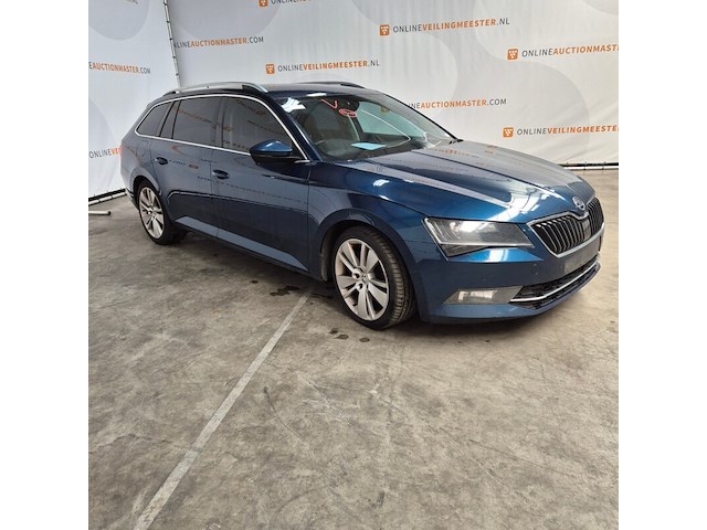 Personenauto, skoda, superb, 2019 - afbeelding 23 van  42