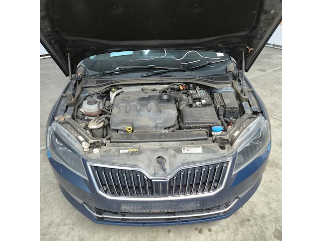 Personenauto, skoda, superb, 2019 - afbeelding 36 van  42