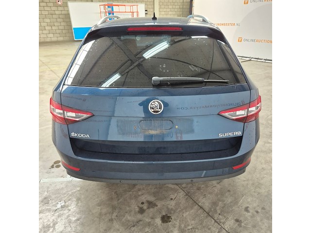 Personenauto, skoda, superb, 2019 - afbeelding 39 van  42