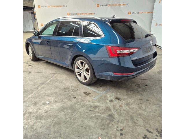 Personenauto, skoda, superb, 2019 - afbeelding 41 van  42
