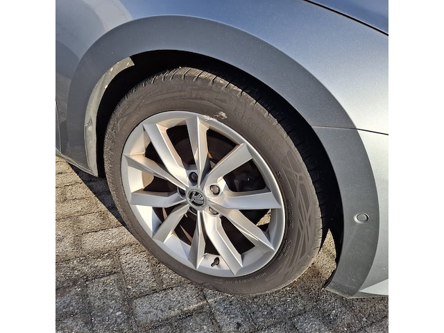 Personenauto skoda, superb combi 1.6 tdi, bouwjaar 2017 - afbeelding 5 van  47