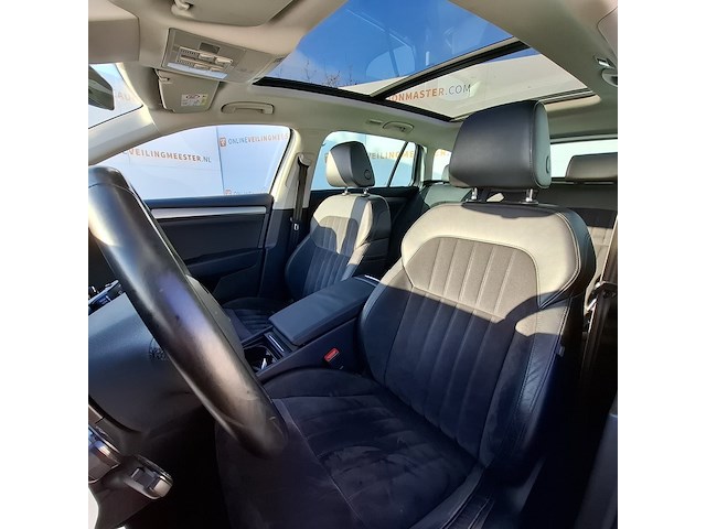 Personenauto skoda, superb combi 1.6 tdi, bouwjaar 2017 - afbeelding 17 van  47