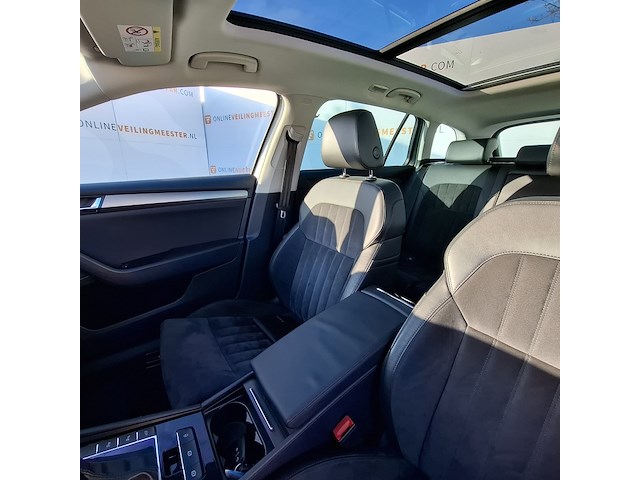 Personenauto skoda, superb combi 1.6 tdi, bouwjaar 2017 - afbeelding 26 van  47