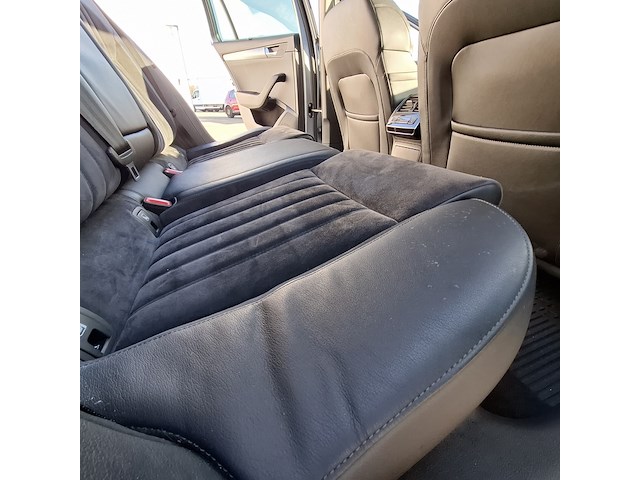 Personenauto skoda, superb combi 1.6 tdi, bouwjaar 2017 - afbeelding 32 van  47