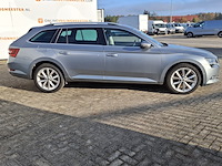 Personenauto skoda, superb combi 1.6 tdi, bouwjaar 2017 - afbeelding 34 van  47