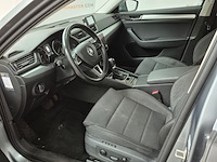 Personenauto, skoda, superb combi, 1.6 tdi clever edition, 2018 - afbeelding 8 van  40