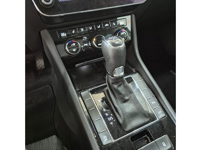 Personenauto, skoda, superb combi, 1.6 tdi clever edition, 2018 - afbeelding 18 van  40