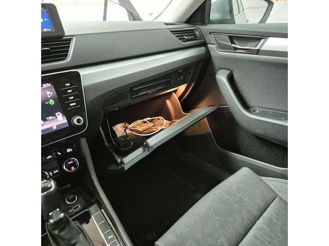 Personenauto, skoda, superb combi, 1.6 tdi clever edition, 2018 - afbeelding 19 van  40