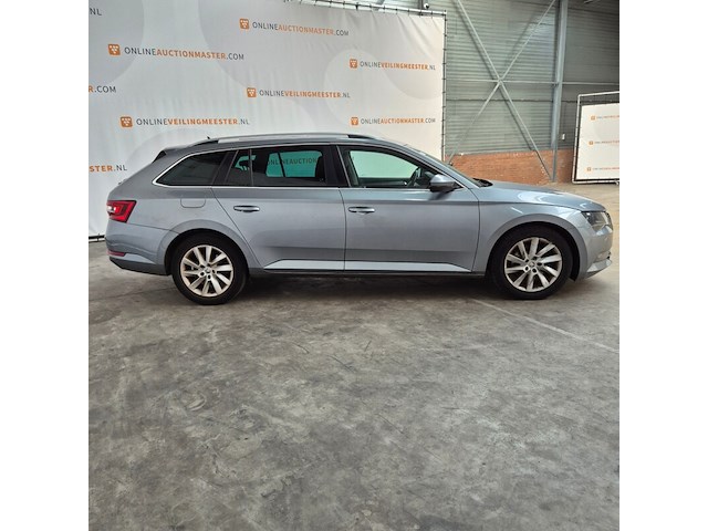 Personenauto, skoda, superb combi, 1.6 tdi clever edition, 2018 - afbeelding 34 van  40