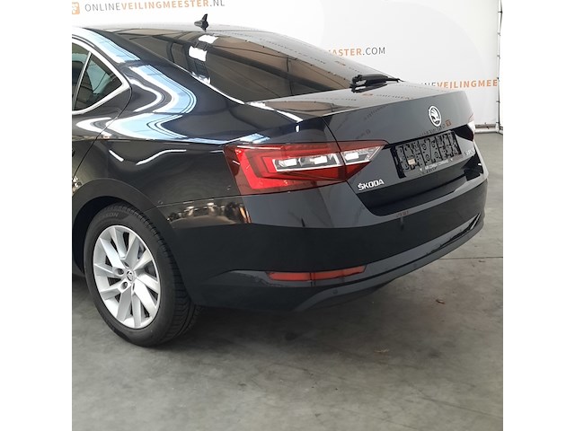 Personenauto, skoda, superb combi 1.6 tdi style - afbeelding 2 van  51