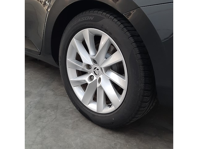 Personenauto, skoda, superb combi 1.6 tdi style - afbeelding 3 van  51