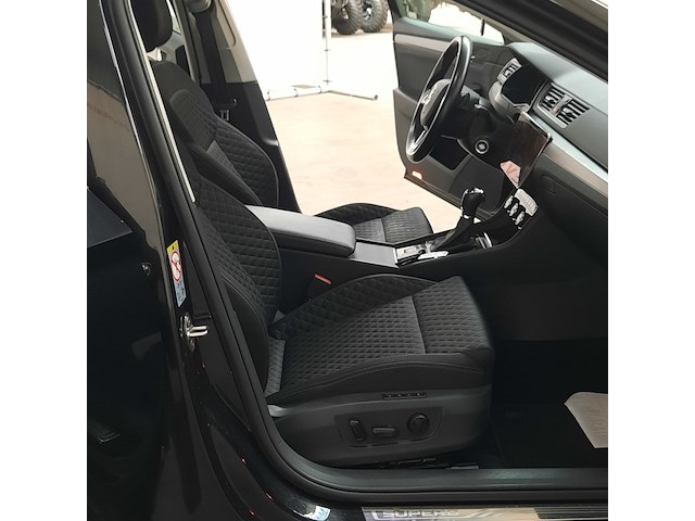 Personenauto, skoda, superb combi 1.6 tdi style - afbeelding 8 van  51