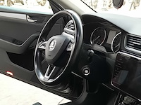 Personenauto, skoda, superb combi 1.6 tdi style - afbeelding 17 van  51