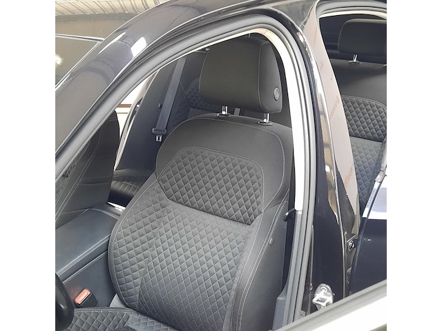Personenauto, skoda, superb combi 1.6 tdi style - afbeelding 19 van  51