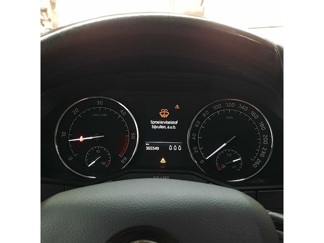 Personenauto, skoda, superb combi 1.6 tdi style - afbeelding 24 van  51