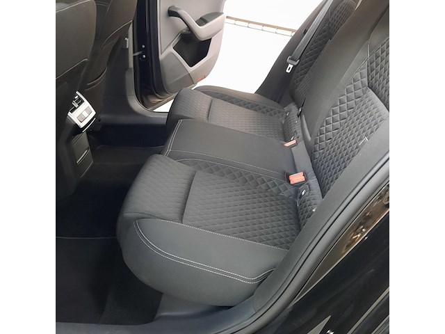 Personenauto, skoda, superb combi 1.6 tdi style - afbeelding 32 van  51