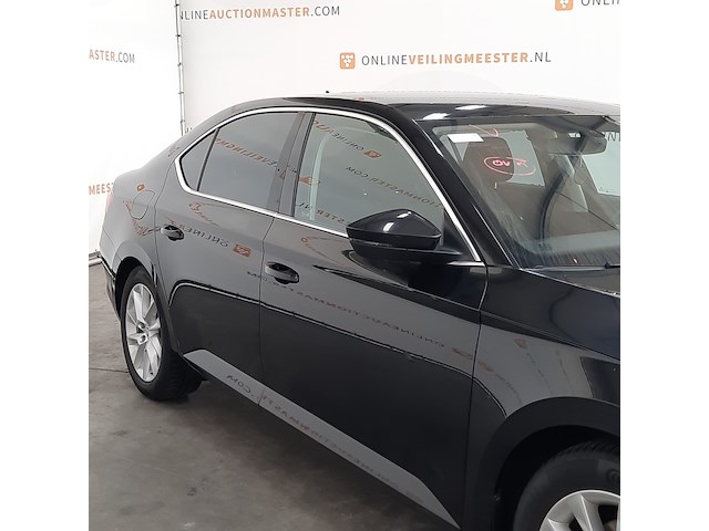 Personenauto, skoda, superb combi 1.6 tdi style - afbeelding 48 van  51