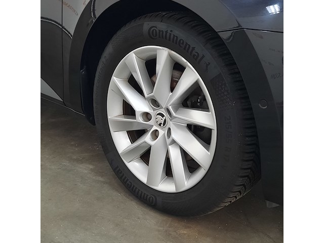 Personenauto, skoda, superb combi 1.6 tdi style - afbeelding 49 van  51