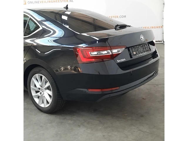 Personenauto, skoda, superb combi 1.6 tdi style - afbeelding 2 van  51