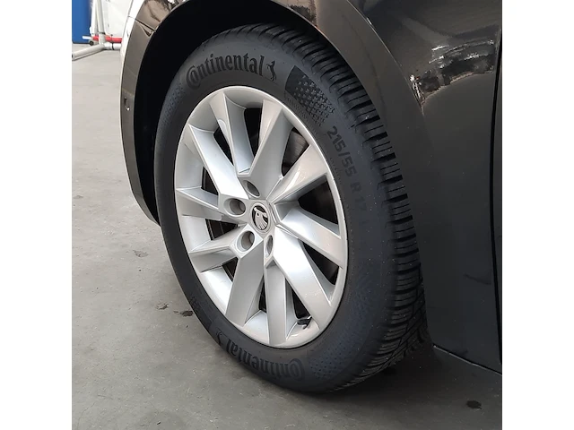 Personenauto, skoda, superb combi 1.6 tdi style - afbeelding 4 van  51