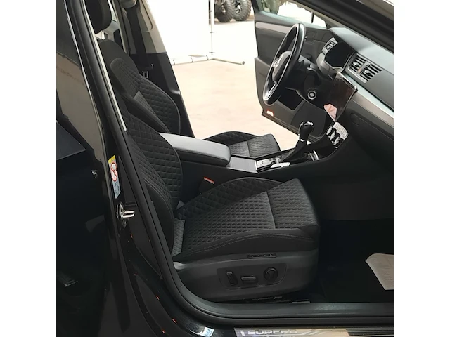 Personenauto, skoda, superb combi 1.6 tdi style - afbeelding 8 van  51