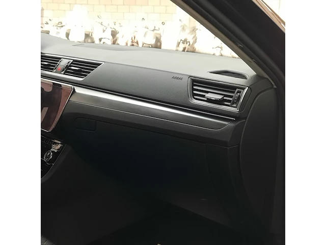 Personenauto, skoda, superb combi 1.6 tdi style - afbeelding 9 van  51