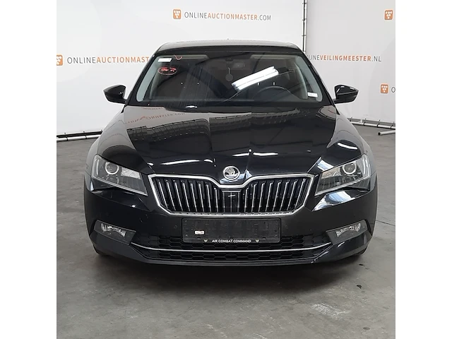 Personenauto, skoda, superb combi 1.6 tdi style - afbeelding 34 van  51
