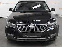 Personenauto, skoda, superb combi 1.6 tdi style - afbeelding 34 van  51