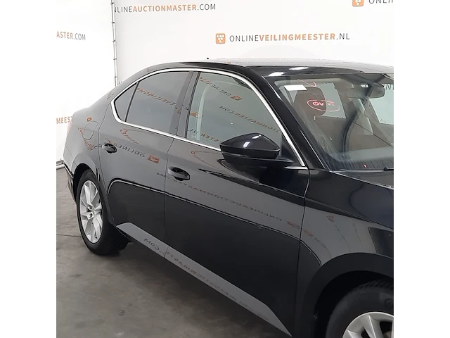 Personenauto, skoda, superb combi 1.6 tdi style - afbeelding 48 van  51