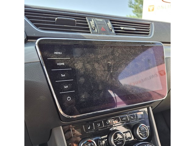 Personenauto, skoda, superb, schade-auto - afbeelding 20 van  48