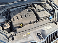 Personenauto, skoda, superb, schade-auto - afbeelding 36 van  48