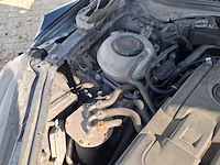 Personenauto, skoda, superb, schade-auto - afbeelding 39 van  48