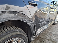 Personenauto, skoda, superb, schade-auto - afbeelding 46 van  48
