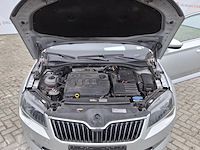 Personenauto, skoda, superb - afbeelding 17 van  47