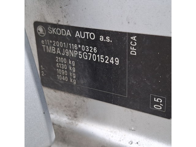 Personenauto, skoda, superb - afbeelding 43 van  47