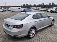 Personenauto, skoda, superb - afbeelding 5 van  47