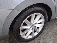 Personenauto, skoda, superb - afbeelding 34 van  46