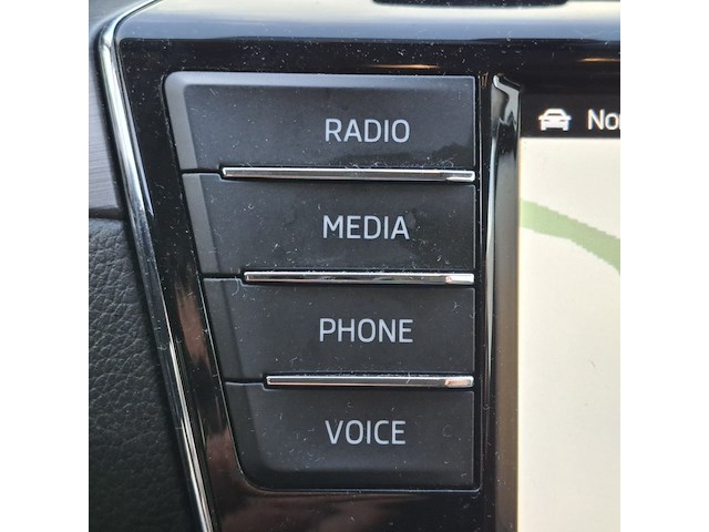 Personenauto, skoda, superb - afbeelding 9 van  46