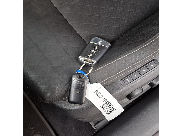 Personenauto, skoda, superb - afbeelding 15 van  58