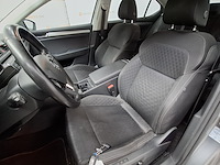 Personenauto, skoda, superb - afbeelding 17 van  58