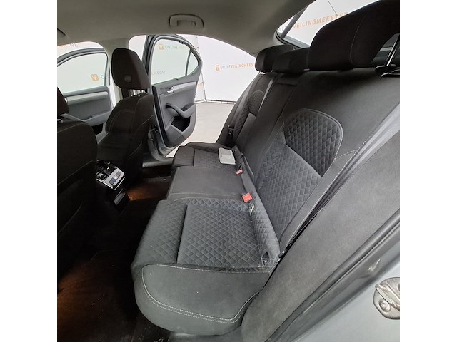 Personenauto, skoda, superb - afbeelding 26 van  58