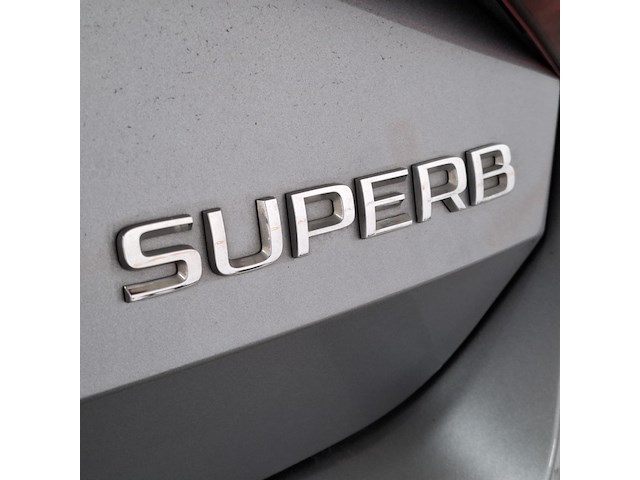 Personenauto, skoda, superb - afbeelding 48 van  58