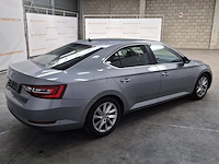 Personenauto, skoda, superb - afbeelding 45 van  58