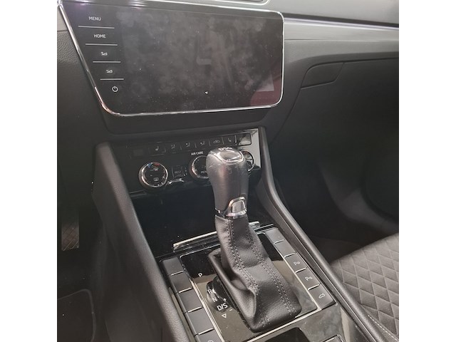 Personenauto, skoda, superb - afbeelding 4 van  30