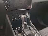 Personenauto, skoda, superb - afbeelding 4 van  30