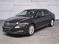 Personenauto, skoda, superb