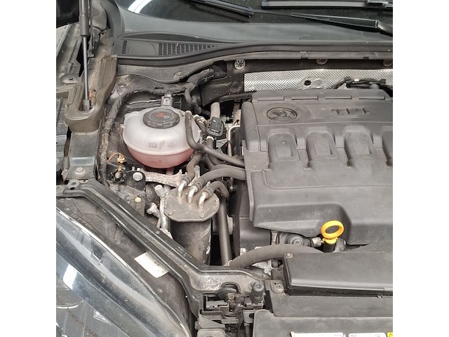 Personenauto, skoda, superb - afbeelding 14 van  30