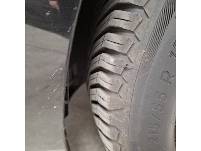 Personenauto, skoda, supurb - afbeelding 2 van  57