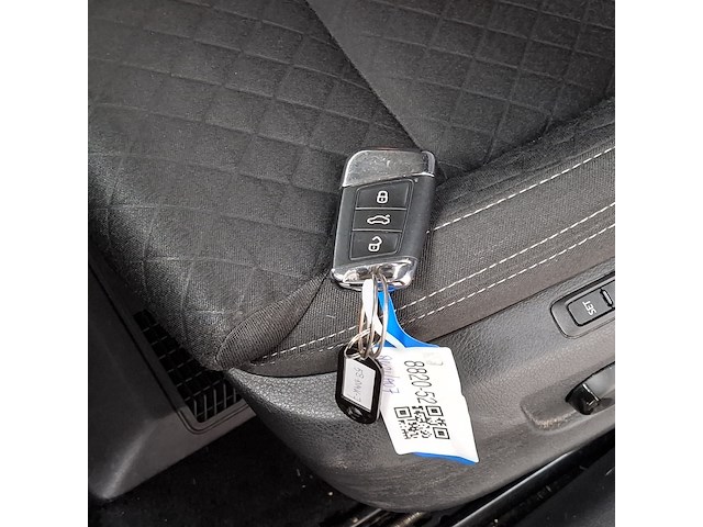 Personenauto, skoda, supurb - afbeelding 18 van  57