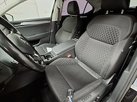 Personenauto, skoda, supurb - afbeelding 20 van  57